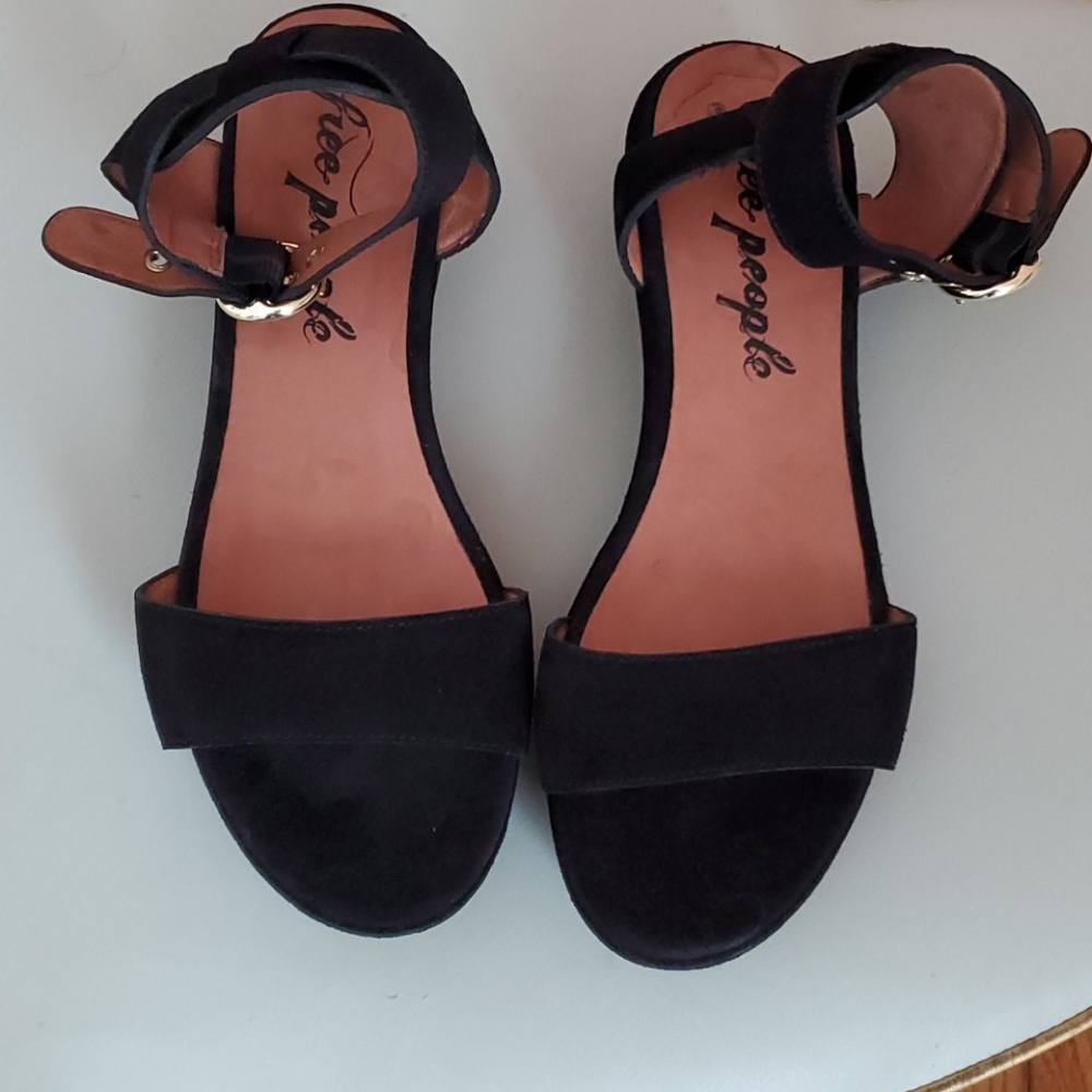 Free People Black Platform Ankle-Strap Sandals - Picture 4 of 8